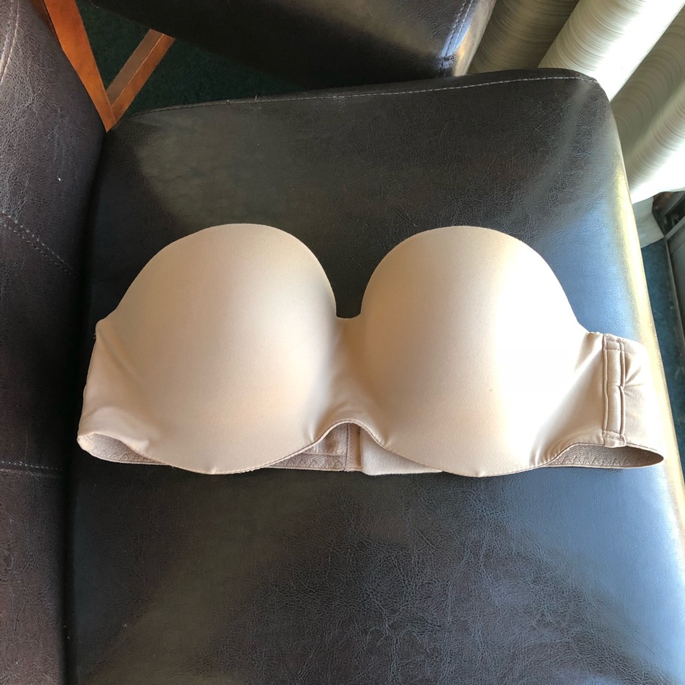 Body By Victoria Strapless Bra